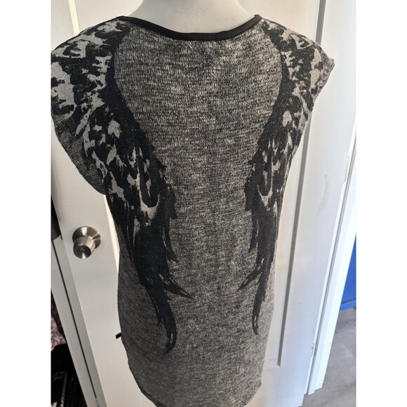 Rock & Republic Studded Angel Wings Y2K Sweater Tank Silver Metallic Knit Hi Low - Picture 3 of 7